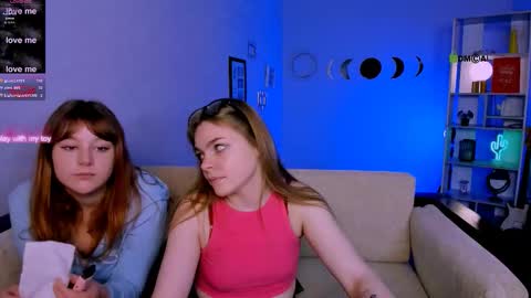 Snapshot of evelina_sun_ chatting on 1, 12, 2025 evelina online show from 1, 12, 2025