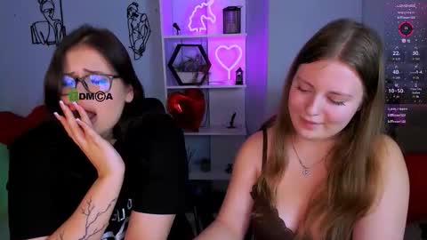 Snapshot of evelina_sun_ chatting on 2, 12, 2025 evelina online show from 2, 12, 2025