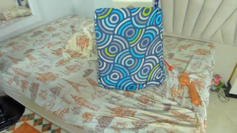 DAYANITA online show from 5, 2, 2025