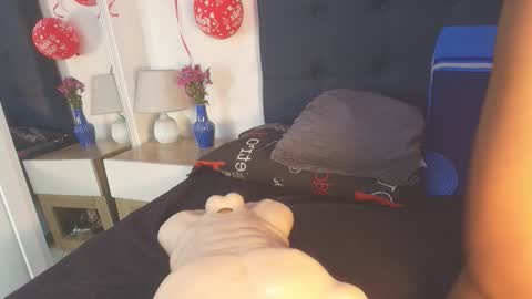 DAYANITA online show from 21, 2, 2026