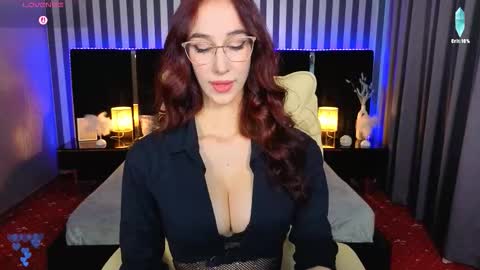 Snapshot of evelyn_rush1 chatting on 9, 10, 2025 evelyn rush1 online show from 9, 10, 2025