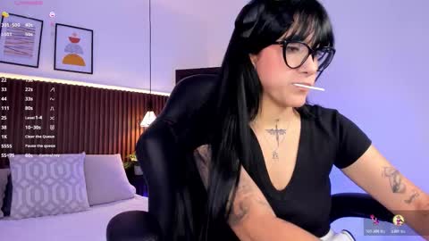 evelyn online show from 22, 11, 2025