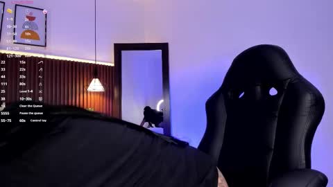 evelyn online show from 25, 11, 2025