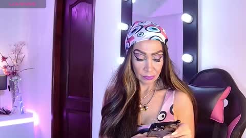 EvelynaGrey online show from 22, 2, 2026