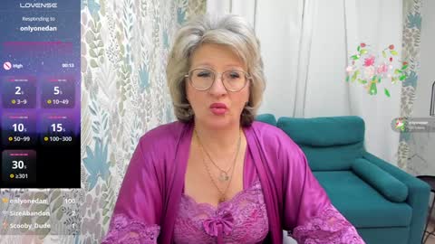 Snapshot of evelynblissful chatting on 18, 12, 2024 Evelyn online show from 18, 12, 2024