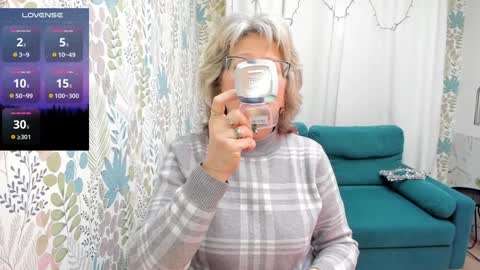 Snapshot of evelynblissful chatting on 6, 1, 2025 Evelyn online show from 6, 1, 2025