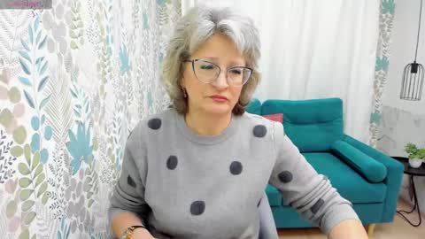 Snapshot of evelynblissful chatting on 11, 2, 2025 Evelyn online show from 11, 2, 2025