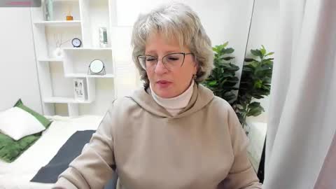 Snapshot of evelynblissful chatting on 23, 9, 2025 Evelyn online show from 23, 9, 2025