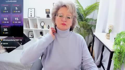 Snapshot of evelynblissful chatting on 26, 11, 2025 Evelyn online show from 26, 11, 2025