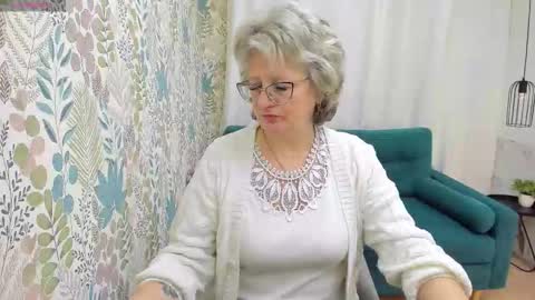 Snapshot of evelynblissful chatting on 23, 12, 2025 Evelyn online show from 23, 12, 2025
