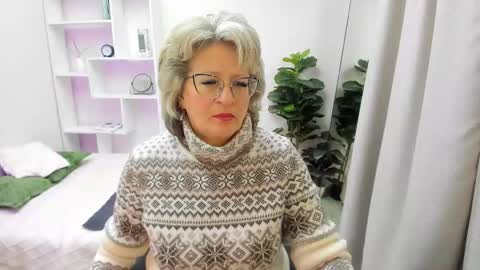 Snapshot of evelynblissful chatting on 6, 1, 2026 Evelyn online show from 6, 1, 2026