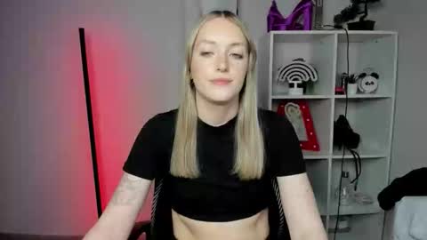 evelynblond online show from 2, 3, 2026