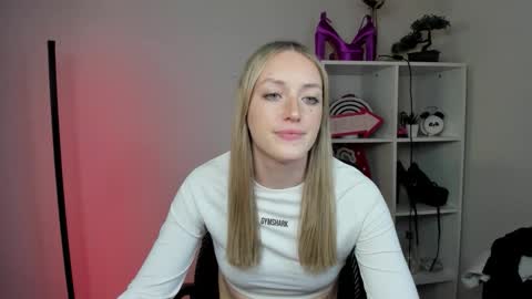 evelynblond online show from 18, 3, 2026