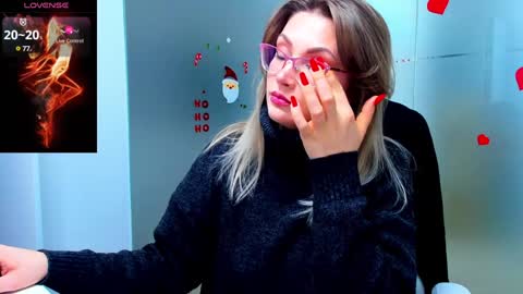 evelyne_rose online show from 3, 1, 2025