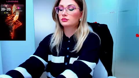evelyne_rose online show from 12, 3, 2025