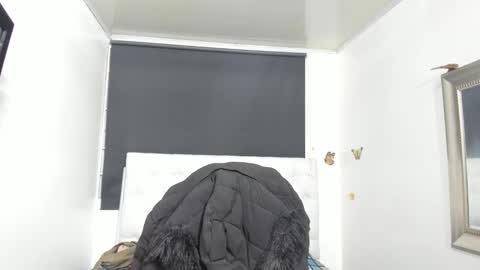 Evelyne online show from 16, 10, 2025