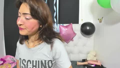 Evelyne online show from 19, 3, 2026