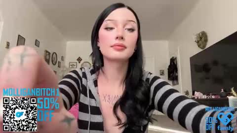 Evelyn online show from 17, 12, 2025