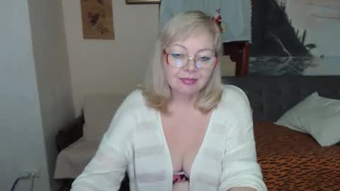 BarbaraBlondy online show from 16, 12, 2025