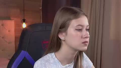 Snapshot of evemundie chatting on 28, 2, 2025 Eve online show from 28, 2, 2025