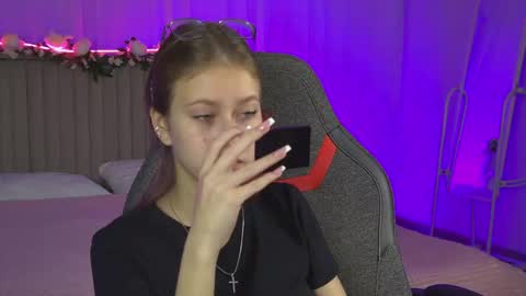 Snapshot of evemundie chatting on 8, 10, 2025 Eve online show from 8, 10, 2025