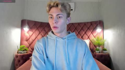 Snapshot of even_vortex chatting on 21, 12, 2025 Evan online show from 21, 12, 2025