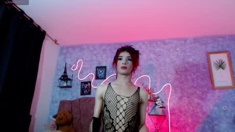 everlin__hot_ online show from 4, 3, 2026