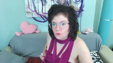 Everly online show from 8, 12, 2024