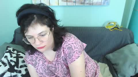Everly online show from 29, 1, 2025