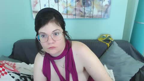 Everly online show from 11, 2, 2025