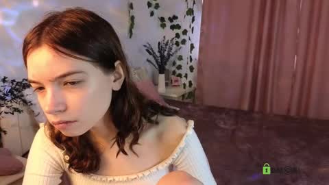 Snapshot of evi_brook chatting on 19, 9, 2025 evi_brook online show from 19, 9, 2025