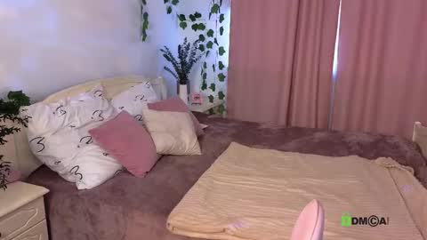 Snapshot of evi_brook chatting on 27, 9, 2025 evi_brook online show from 27, 9, 2025