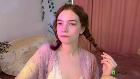 Snapshot of evi_brook chatting on 8, 10, 2025 evi_brook online show from 8, 10, 2025
