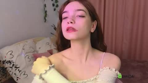 Snapshot of evi_brook chatting on 12, 10, 2025 evi_brook online show from 12, 10, 2025