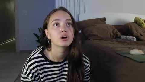 Snapshot of evi_woow chatting on 9, 9, 2025 evi_woow online show from 9, 9, 2025