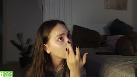 Snapshot of evi_woow chatting on 25, 10, 2025 evi_woow online show from 25, 10, 2025