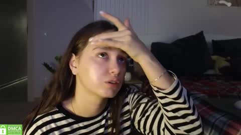 Snapshot of evi_woow chatting on 13, 11, 2025 evi_woow online show from 13, 11, 2025