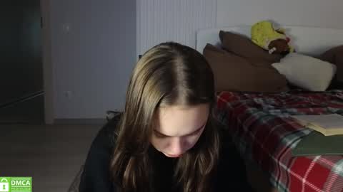 Snapshot of evi_woow chatting on 18, 11, 2025 evi_woow online show from 18, 11, 2025