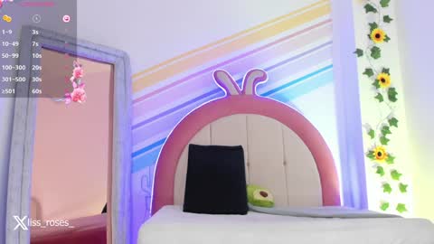 Snapshot of evie_clark_ chatting on 16, 1, 2025 My name is Evie nice to meet you really get to know me better private is open online show from 16, 1, 2025