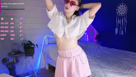 Snapshot of evie_rosen chatting on 6, 7, 2026 Evie online show from 6, 7, 2026
