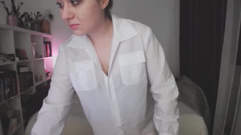 Im gonna be on in 2 hours online show from 23, 10, 2025