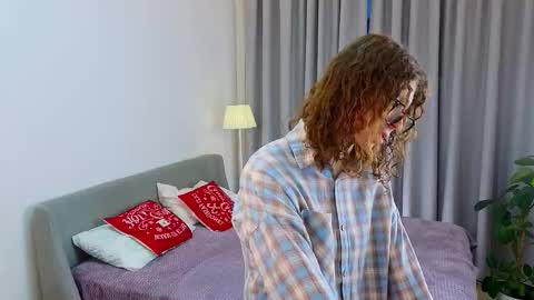 Snapshot of evievert chatting on 11, 2, 2026 Dilara Honey online show from 11, 2, 2026