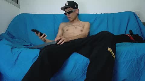 Snapshot of evil_boss1 chatting on 10, 6, 2026 evil_boss1 online show from 10, 6, 2026