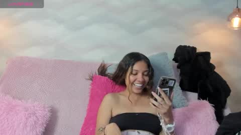 EVOLETTE ANGELS online show from 30, 9, 2025