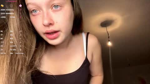 Snapshot of evonnesilvestre chatting on 25, 9, 2025 Eva online show from 25, 9, 2025