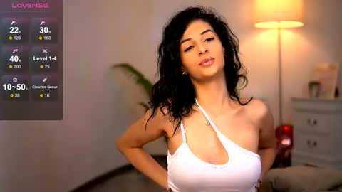 Snapshot of evorahnoir chatting on 16, 6, 2026 Evorah online show from 16, 6, 2026