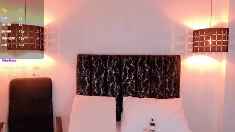 evvaa_moon online show from 13, 1, 2026