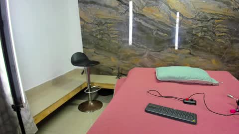 Snapshot of evy_connor chatting on 3, 12, 2025 evy_connor online show from 3, 12, 2025