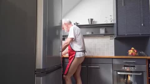 Naaktloper online show from 6, 4, 2026