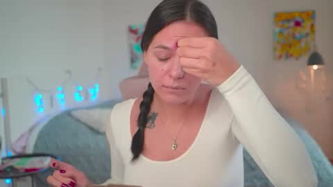 Snapshot of ewelynscott chatting on 20, 10, 2025 ewelynscott online show from 20, 10, 2025